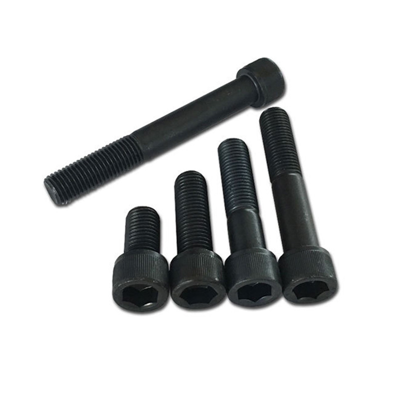 Siyah yarım iplikli altıgen soket vidası